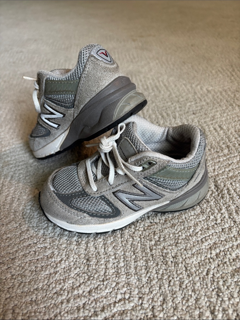New Balance 990 V5 Grey/White Toddler Sneakers- SZ 6C